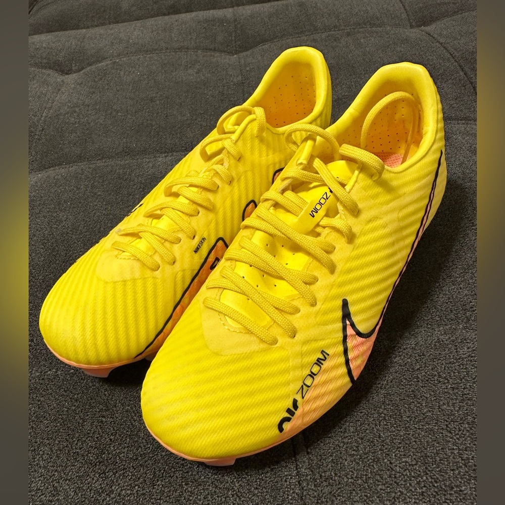 New without box youth soccer cleats
